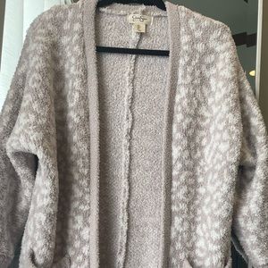 BAREFOOT DREAMS DUPE SWEATER